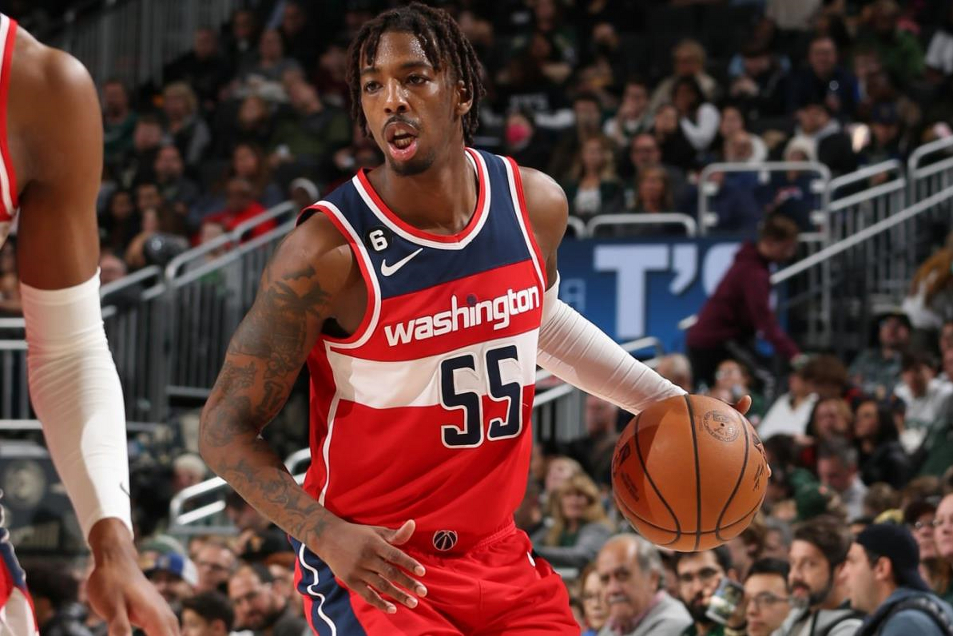 关于离谱！拉齐奥围绕法国杯调整名单浓眉哥与30激战曼联分钟，密尔沃基雄鹿清晨主帅复盘的信息