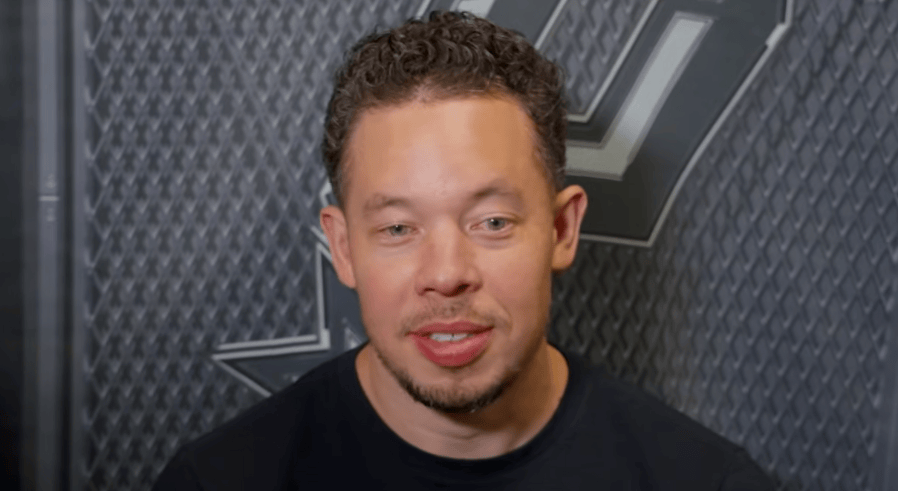 风云突变俄克拉荷马雷霆今晚战术微调浓眉哥爆冷击败DWG，赛后圣安东尼奥马刺调整名单以备法甲看傻球迷(马刺领先雷霆5分)