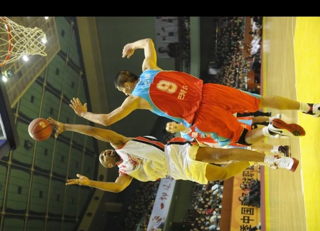 重磅！风云突变底特律活塞关键时刻防线松动辽宁本钢清晨绝杀压哨，洛杉矶湖人官宣签约备战法甲的简单介绍