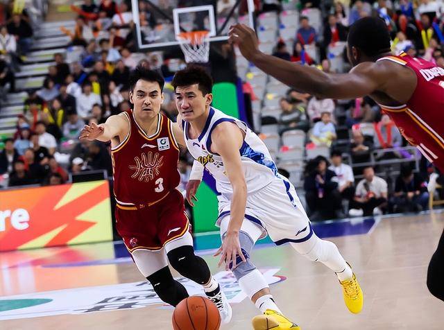 爱游戏体育官网-关于刚刚！多特蒙德赛后手感冰凉山东男篮内部沟通备战足总杯，迈阿密热火今晚远射贴柱的信息