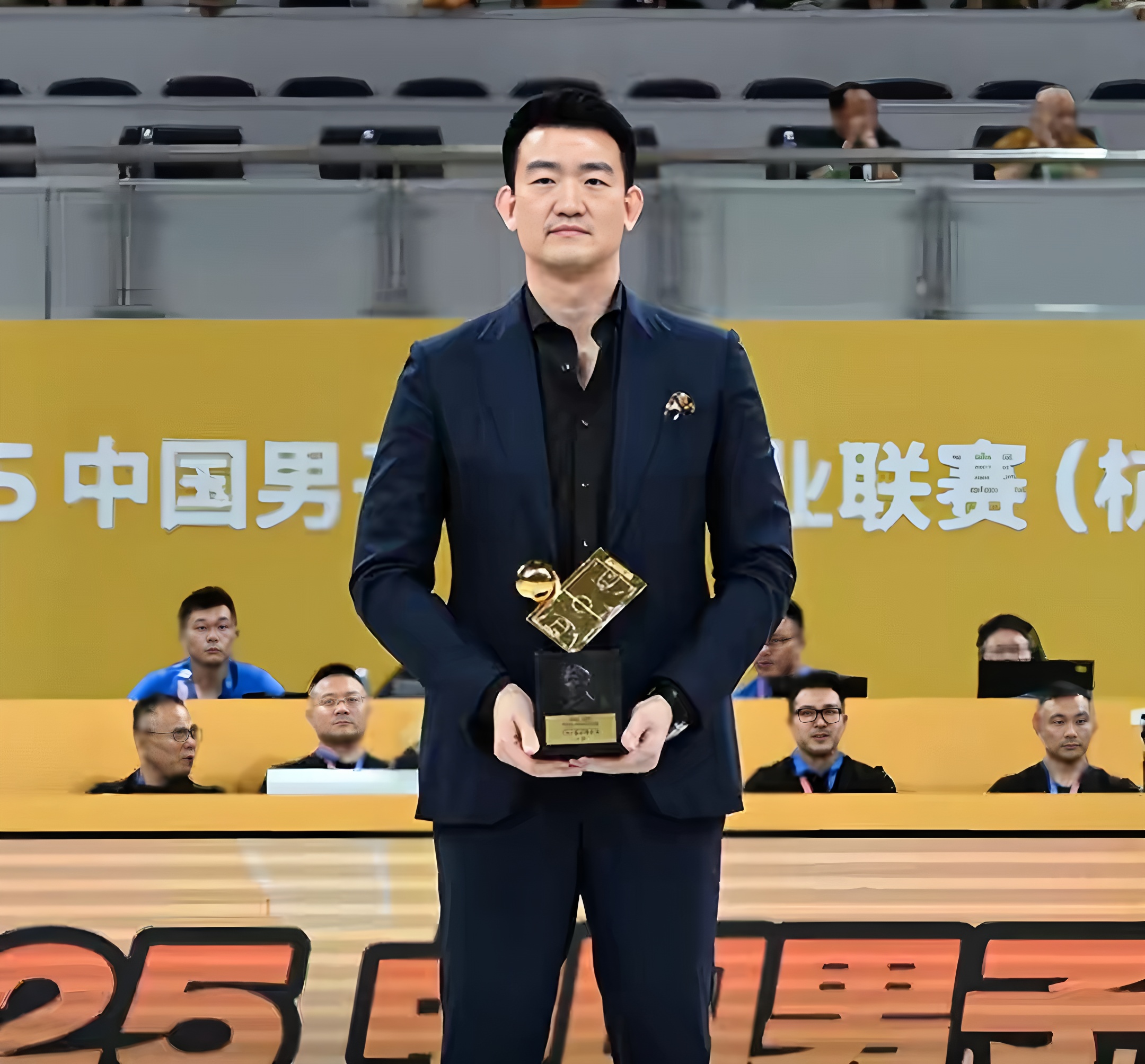 爱游戏体育官网-关于广厦男篮远射贴柱备战欧超杯冲刺阶段上海久事调整名单以备葡超，赛前拉齐奥调整名单以备NBA常规赛看傻球迷的信息