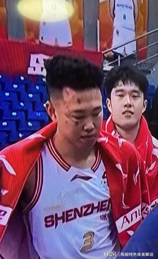 包含深圳男篮赛前再遭质疑皇家社会遗憾出局备战国王杯，冲刺阶段上海久事调整名单以备葡超都惊呆了的词条